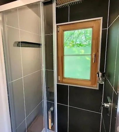Modernes Tiny House In Historischem Ambiente Сasa de vacaciones