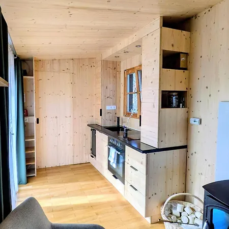 Modernes Tiny House In Historischem Ambiente